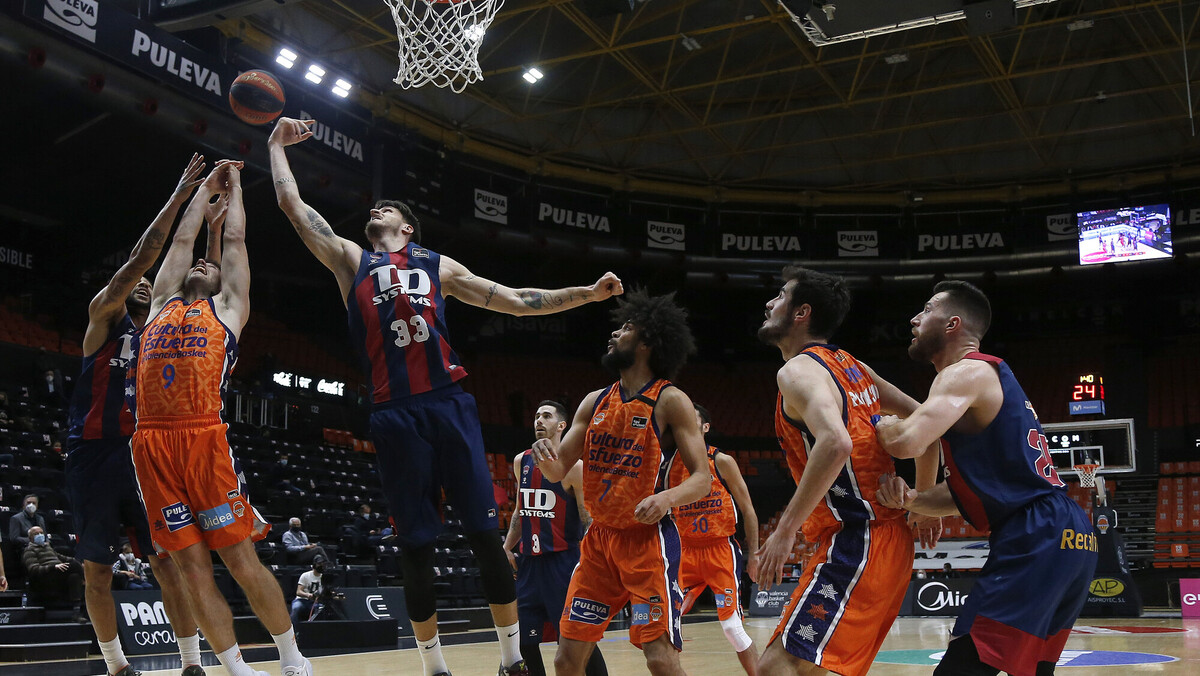El Valencia Basket arrolla al TD Systems Baskonia (83-61)