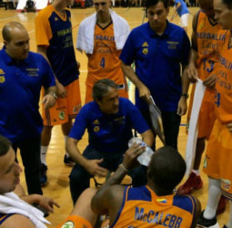 El Herbalife Gran Canaria rompe la mala racha ante el Cedevita (101-76)