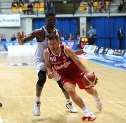 El Unicaja Málaga negocia el fichaje de Gal Mekel