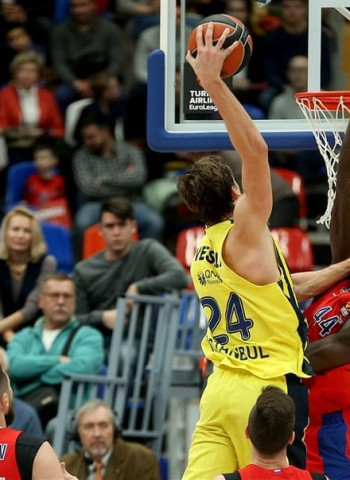 Disfruta de las mejores jugadas de la jornada 8 de la EuroLiga