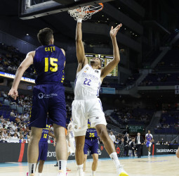 Octava victoria seguida del Real Madrid (90-69)