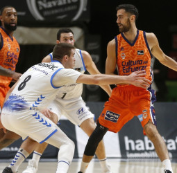 Valencia Basket encadena su quinto triunfo seguido en Liga Endesa ante Acunsa GBC (101-75)