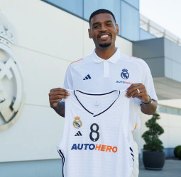 El Real Madrid anuncia el fichaje de Xavier Rathan-Mayes