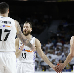 Recital ofensivo del Real Madrid (105-85)