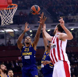 Malcolm Thomas, opción interior para el Olympiacos