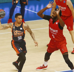 Sólido triunfo del Valencia Basket en la pista del Montakit Fuenlabrada (61-76)