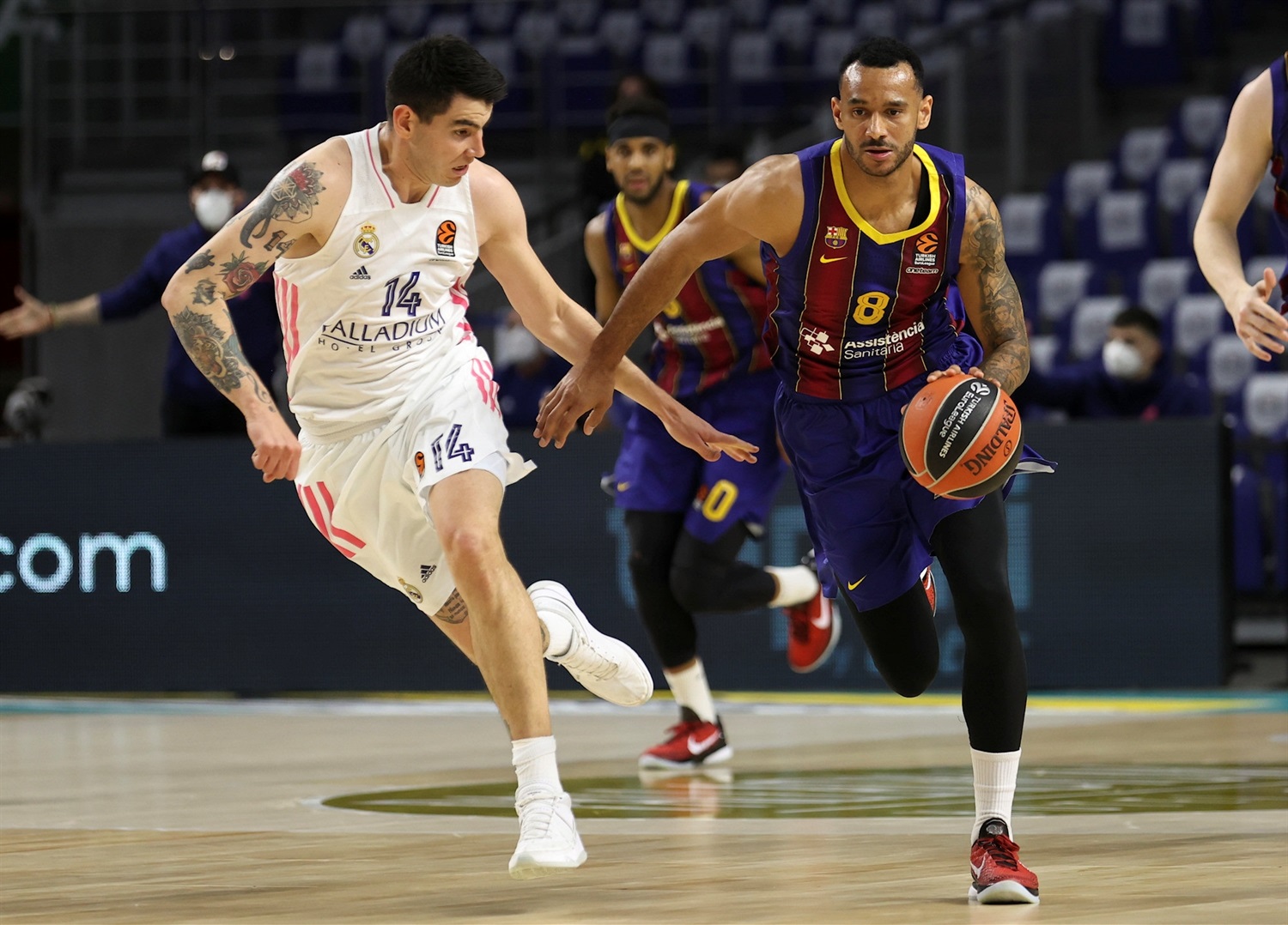 El WiZink Center se acostumbra a la alegría culer (76-81)