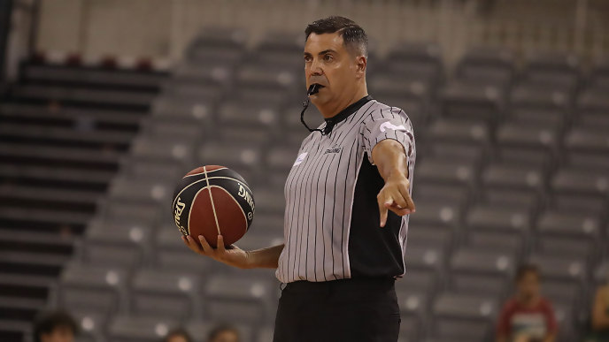 38 árbitros dirigirán la Liga Endesa 2020-21