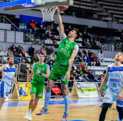 Longevida San Pablo y Amics Castelló resurgen antes del parón copero