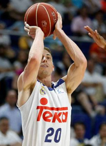 El Real Madrid se jugará el pase a semifinales en el Palacio (89-77)
