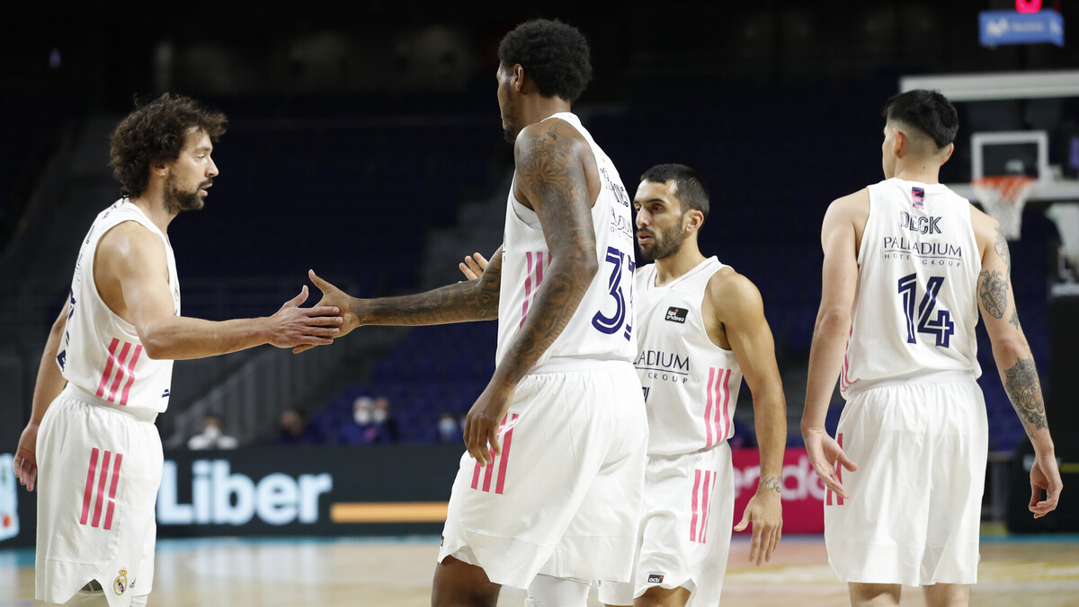 El líder suma la 10ª victoria seguida en Liga (79-68)