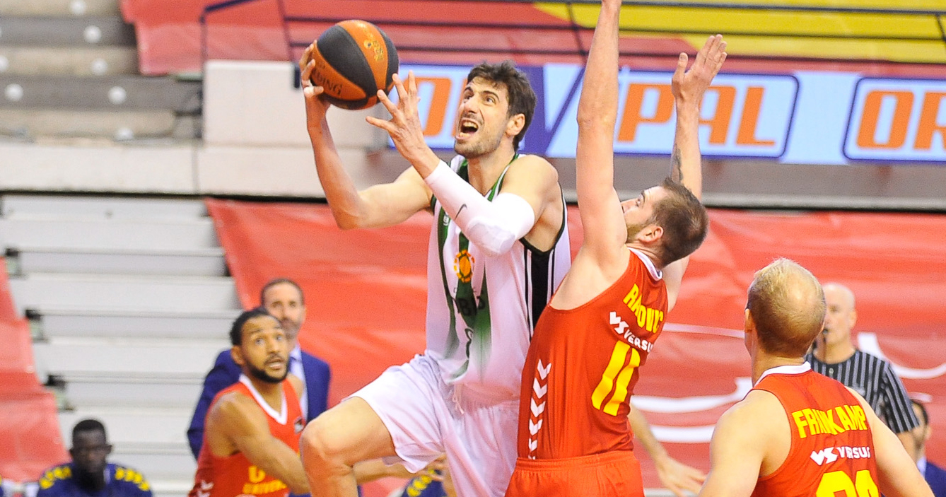 La Penya derrota al UCAM Murcia a domicilio (84-91)