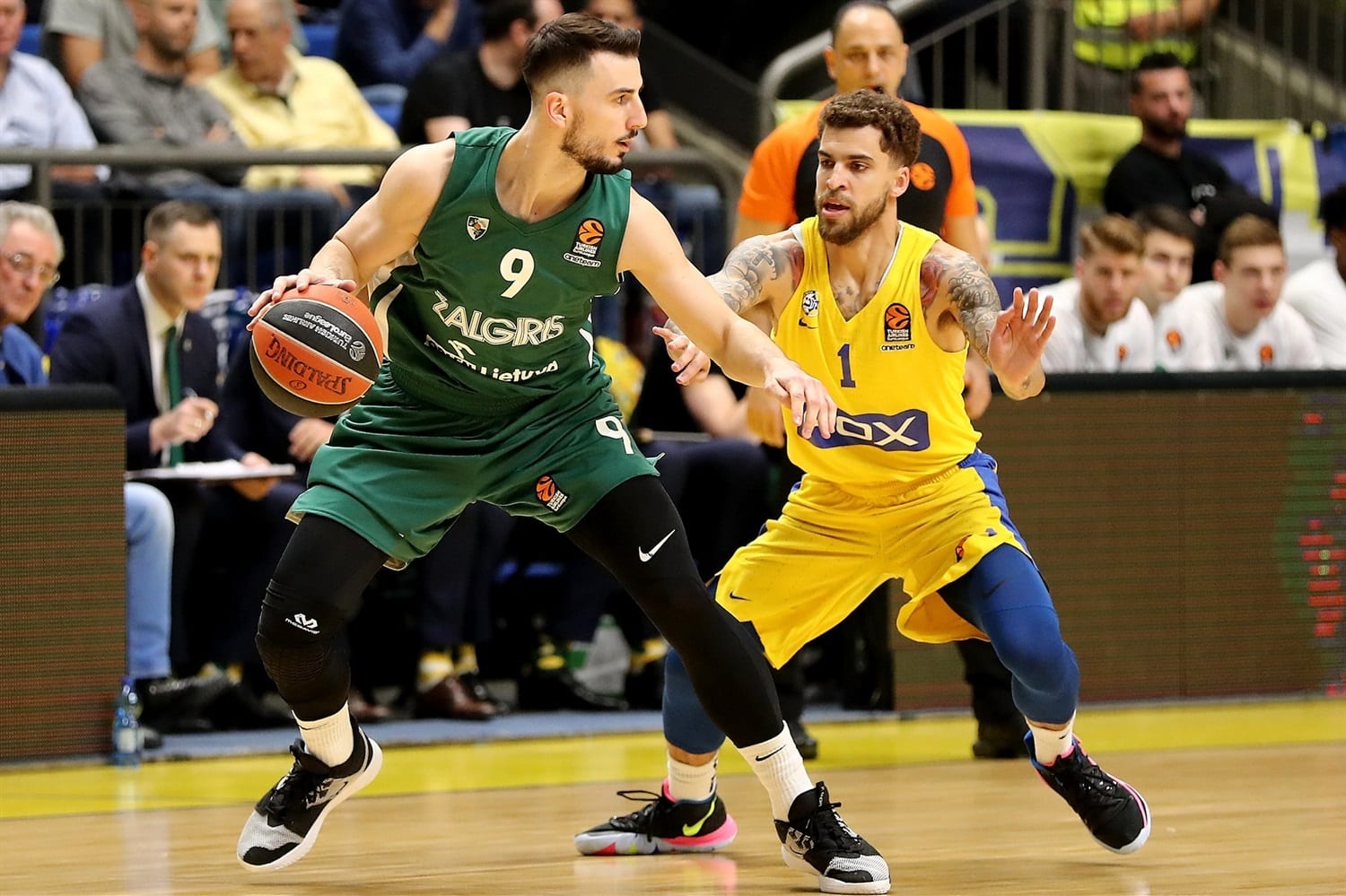 El Zalgiris Kaunas se aferra a las matemáticas para estar vivo (83-85)