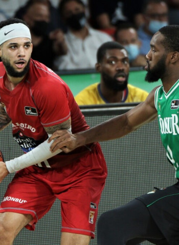 El Monbus Obradoiro se impone a domicilio al Coosur Real Betis (76-87)