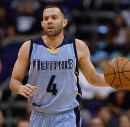 Jordan Farmar llega a un acuerdo con los Sacramento Kings