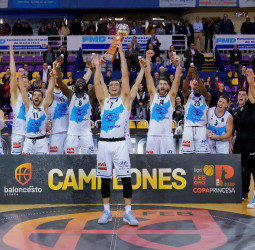Delteco Gipuzkoa dinamita la historia de la Copa Princesa (55-62)