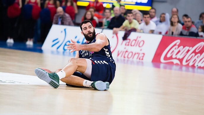 Ioannis Bourousis causará baja en el partido ante ICL Manresa