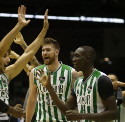 Tercera victoria del Coosur Betis a costa de Movistar Estudiantes (88-66)