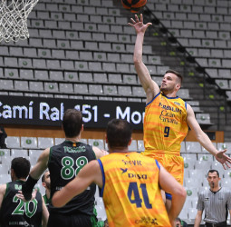 El Herbalife Gran Canaria firma un autoritario triunfo en Badalona (84-103)