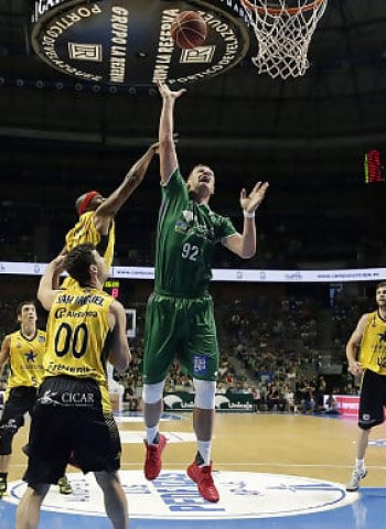 Unicaja completa las semifinales