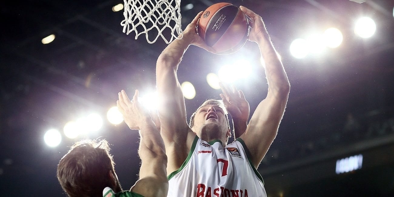 Contundente victoria a domicilio en una noche de récords para el Baskonia (80-103)