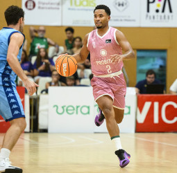 Derrota del Joventut para empezar la pretemporada, 69-88