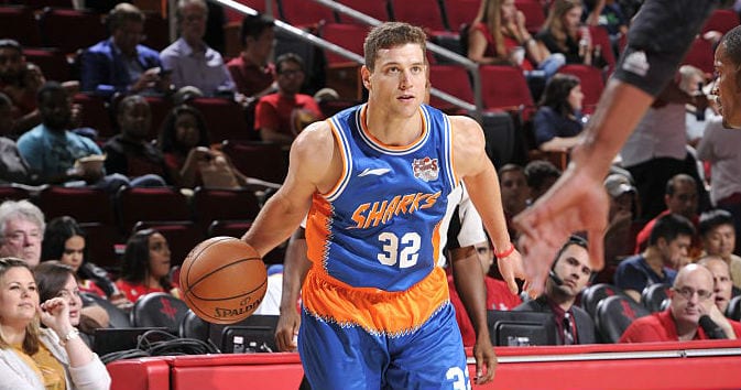 Los Phoenix Suns quieren traer de vuelta a la NBA a Jimmer Fredette