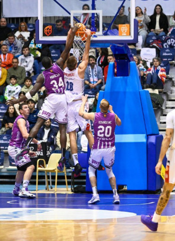 Monbus Obradoiro comienza con fuerza la segunda vuelta, 91-79