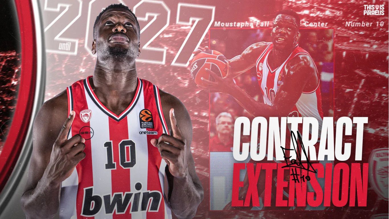 El Olympiacos amplia el contrato de Moustapha Fall