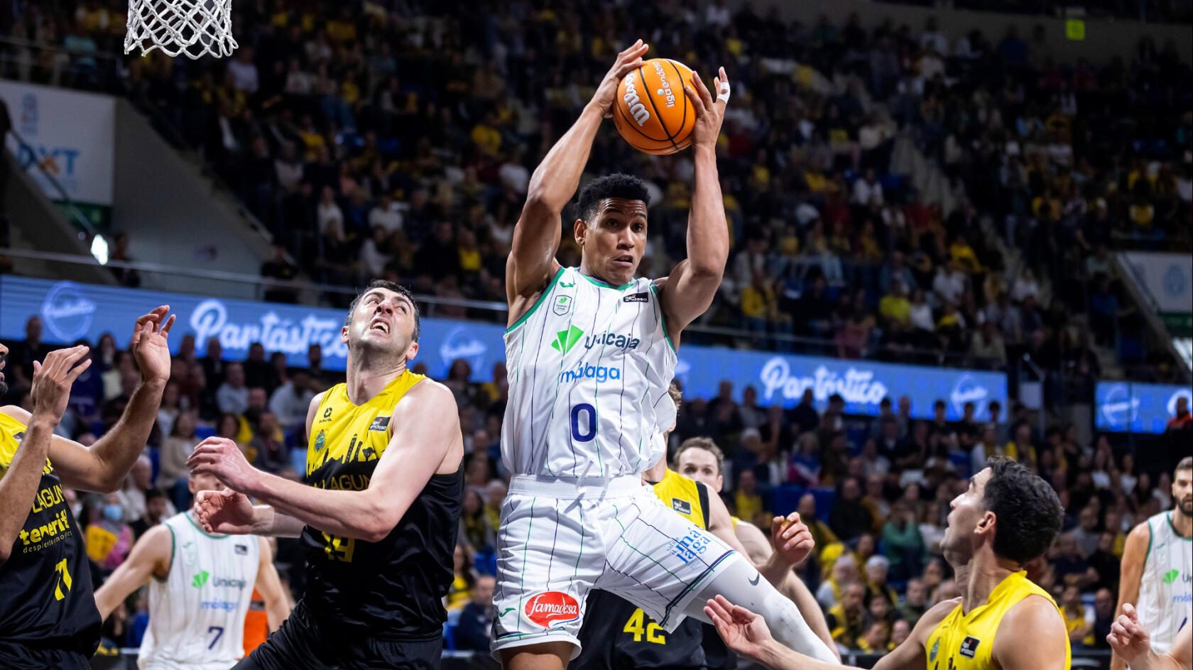 Victoria convincente del Unicaja en Tenerife (78-91)