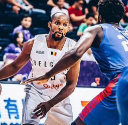 Bélgica a golpe de triple, se impone a Gran Bretaña (103-90)