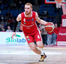 El Armani Milán llega a un acuerdo por Nico Mannion