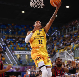 Triunfo de raza para un titánico Gran Canaria ante Baskonia (92-86)