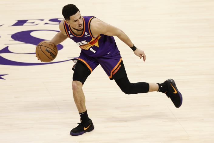 Booker destroza a los Clippers (123-109) [1-1]