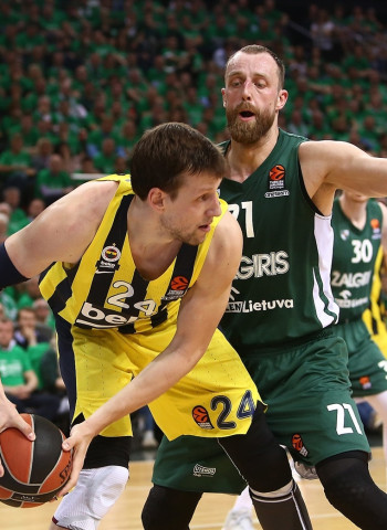 Zalgiris y Fenerbahce se enfrentan en Kaunas