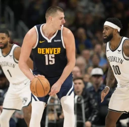 Nuevo triple-doble para Jokic, nueva victoria para los Nuggets