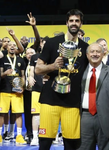 AEK superó a Flamengo para quedarse con la Copa Intercontinental FIBA