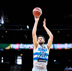 La conexión Doncic-Tobey mete a Eslovenia en la final