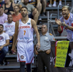 España-Venezuela en la noche 240 de Juan Carlos Navarro