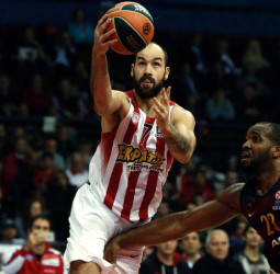 Prueba exigente para el FC Barcelona Lassa en el Pireo