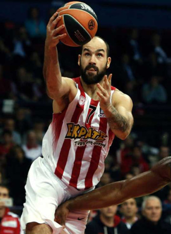 Prueba exigente para el FC Barcelona Lassa en el Pireo