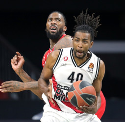 El Panathinaikos negocia con Jeremy Evans