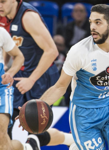 Monbus Obradoiro peina el mercado en busca de un base