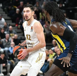 Un inspirado ASVEL vence al Fenerbahce, 91-77