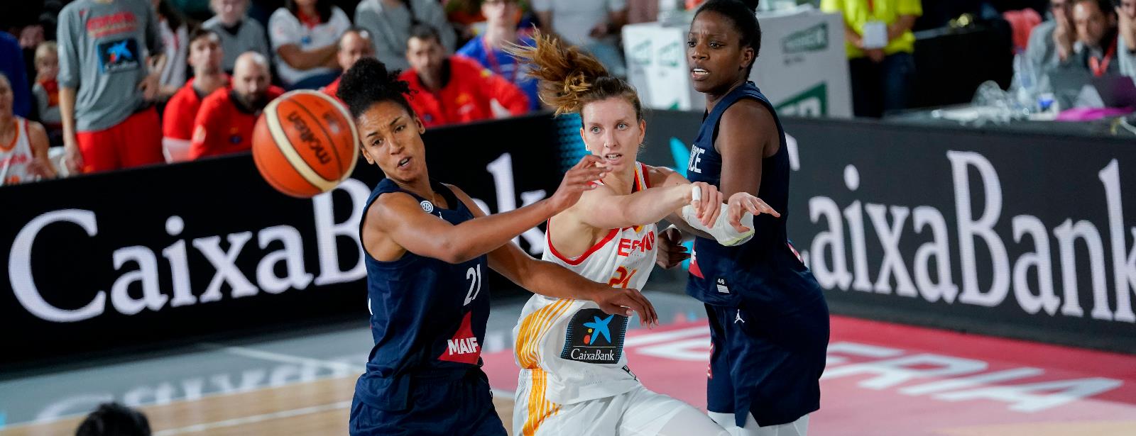 Francia impone su físico en el ilusionante debut de Maite Cazorla (58-65)