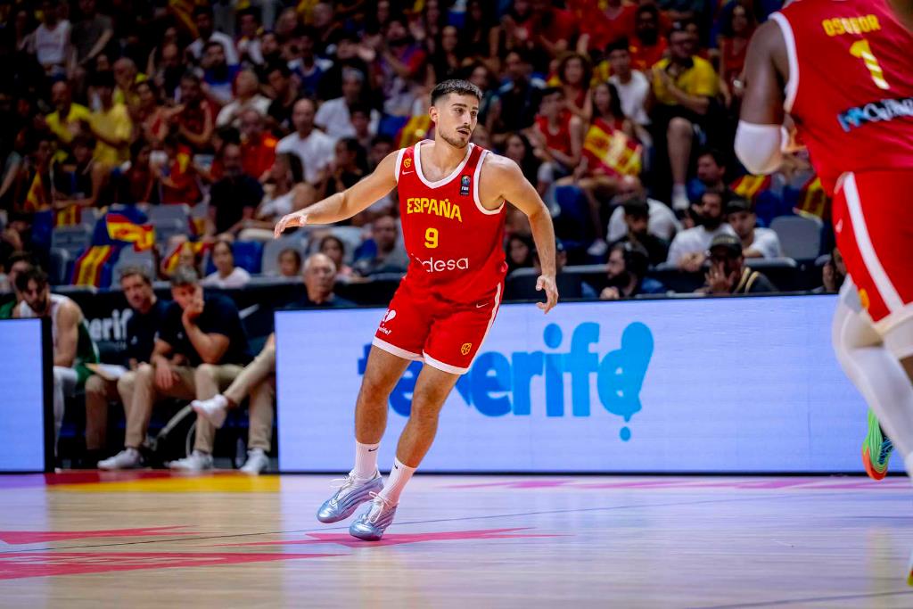 Guillem Ferrando se incorpora a la concentración de la Selección