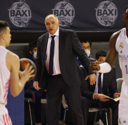 El Real Madrid amarga el partido 1.500 del BAXI Manresa (76-77)