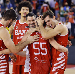 El BAXI Manresa rompe la racha del Unicaja (85-74)
