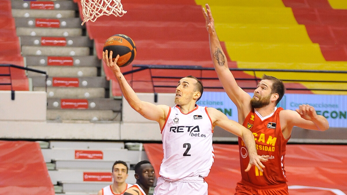 El RETAbet Bilbao Basket se impone al UCAM Murcia en la prórroga (82-90)