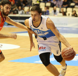 El Rio Natura Monbus Obradoiro amplía un mes el contrato a Osvaldas Matulionis